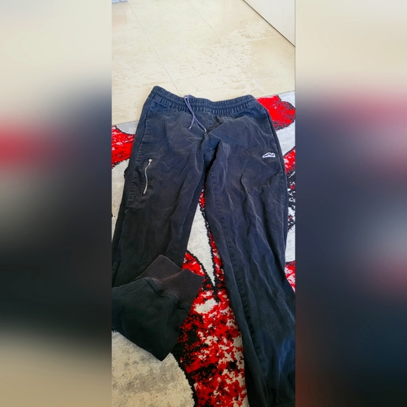 puma pant - Picture 1 of 3